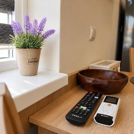 Relax, Centre, Free Wi-fi, Self Check-in