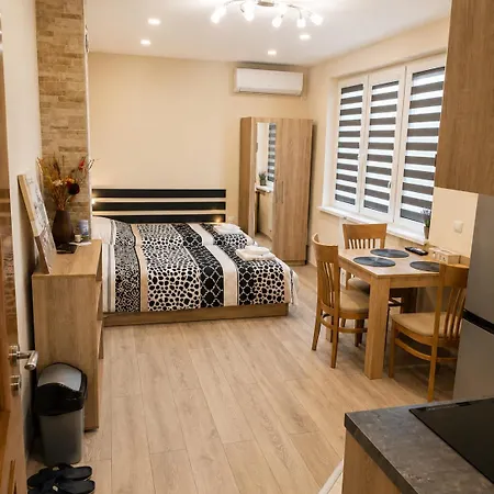 Relax, Centre, Free Wi-fi, Self Check-in * Ruse